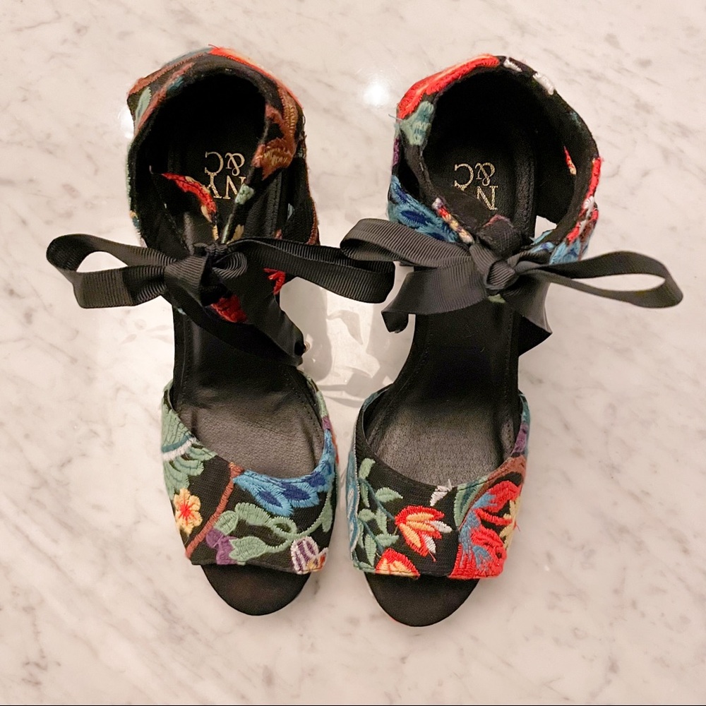 New York & Company Embroidered Platform Sandals - Picture 2 of 9